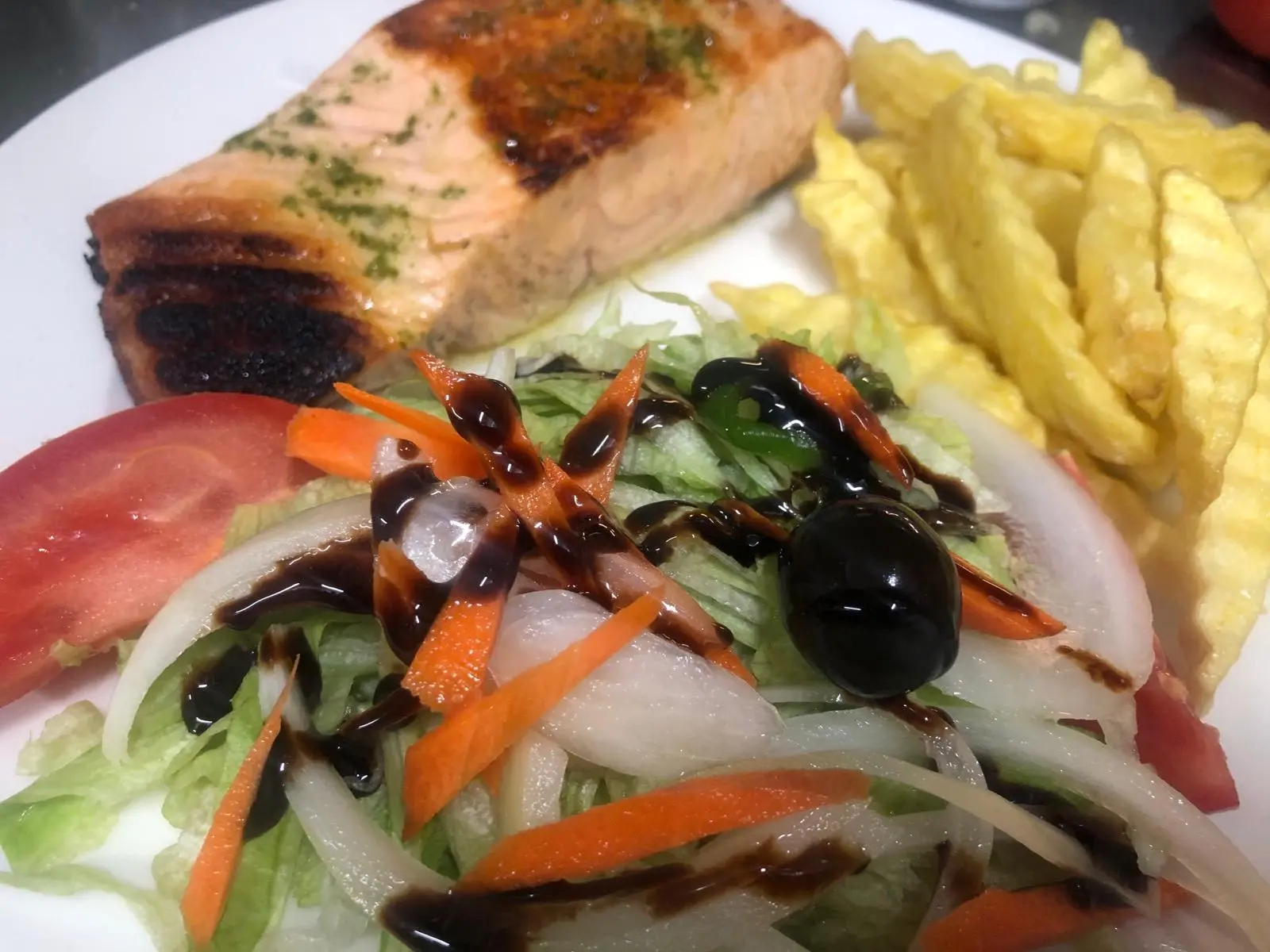 mixta ensalada fresca menu diario restaurante apz placa catalunya